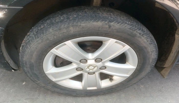 2012 Skoda Laura AMBIENTE 2.0 TDI CR MT, Diesel, Manual, 67,935 km, tyre