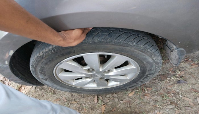 2013 Hyundai Grand i10 SPORTZ 1.2 KAPPA VTVT, Petrol, Manual, 1,09,909 km, tyre