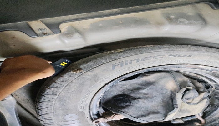 2013 Hyundai Grand i10 SPORTZ 1.2 KAPPA VTVT, Petrol, Manual, 1,09,909 km, tyre