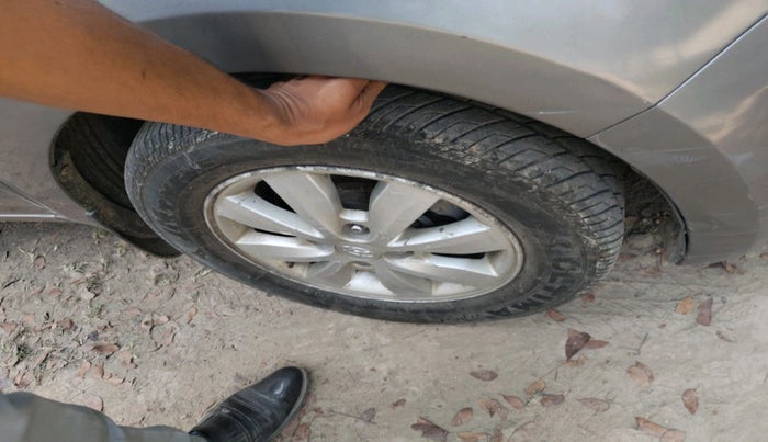 2013 Hyundai Grand i10 SPORTZ 1.2 KAPPA VTVT, Petrol, Manual, 1,09,909 km, tyre