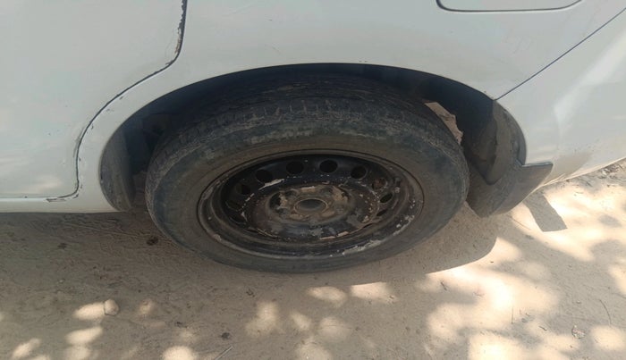 2012 Maruti Ertiga LDI, Diesel, Manual, 2,06,115 km, tyre