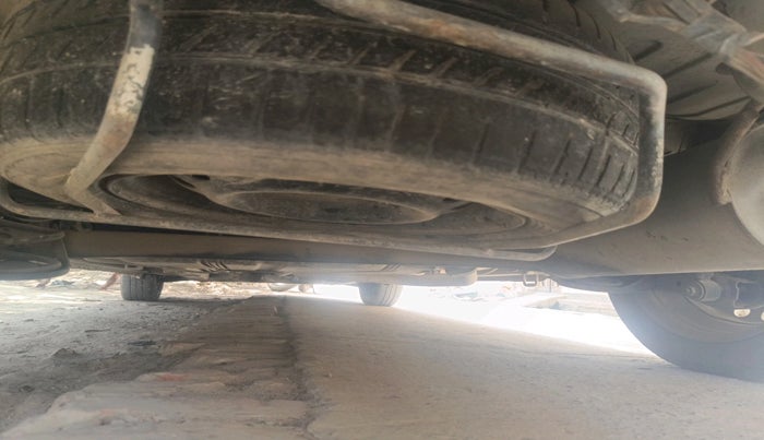 2012 Maruti Ertiga LDI, Diesel, Manual, 2,06,115 km, tyre