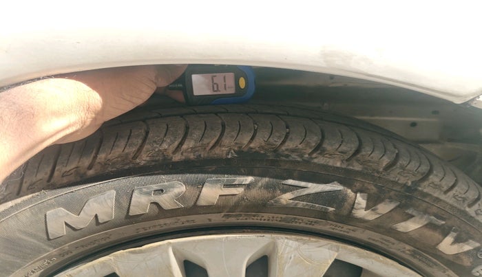 2015 Maruti Ertiga VXI CNG, CNG, Manual, 2,71,105 km, tyre