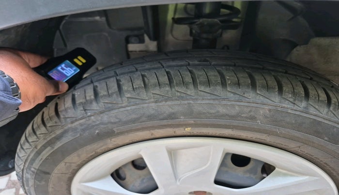 2023 Renault Kwid RXT 1.0, Petrol, Manual, 37 km, tyre