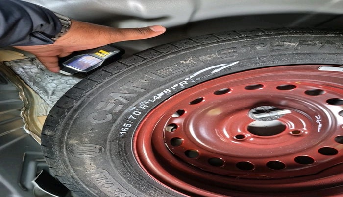 2023 Renault Kwid RXT 1.0, Petrol, Manual, 37 km, tyre