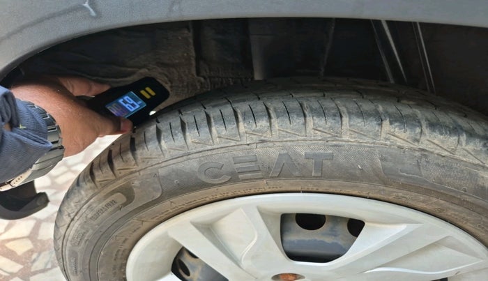 2023 Renault Kwid RXT 1.0, Petrol, Manual, 37 km, tyre