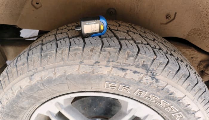 2023 Mahindra Thar LX PETROL HT 4WD AT, Petrol, Automatic, 34,825 km, tyre