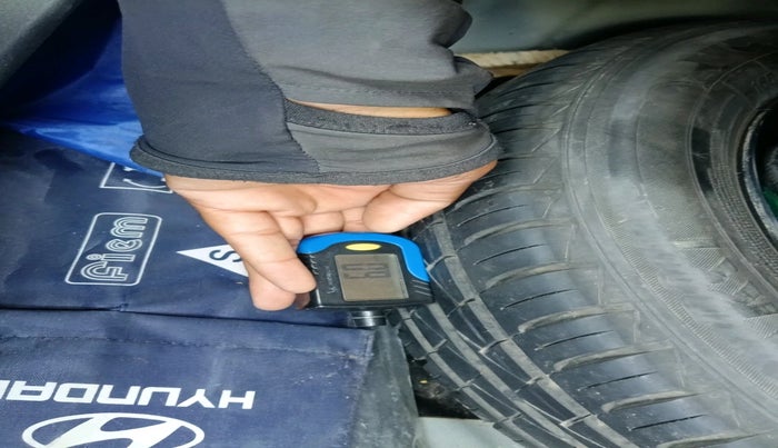 2022 Hyundai AURA S 1.2 CNG, CNG, Manual, 63,843 km, tyre