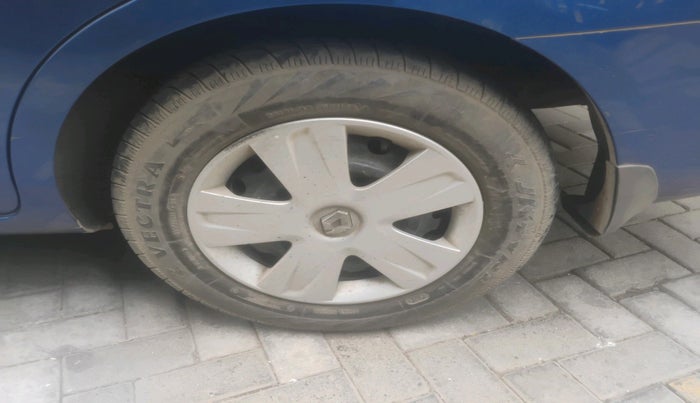 2013 Renault Scala RXE PETROL, Petrol, Manual, 24,257 km, tyre