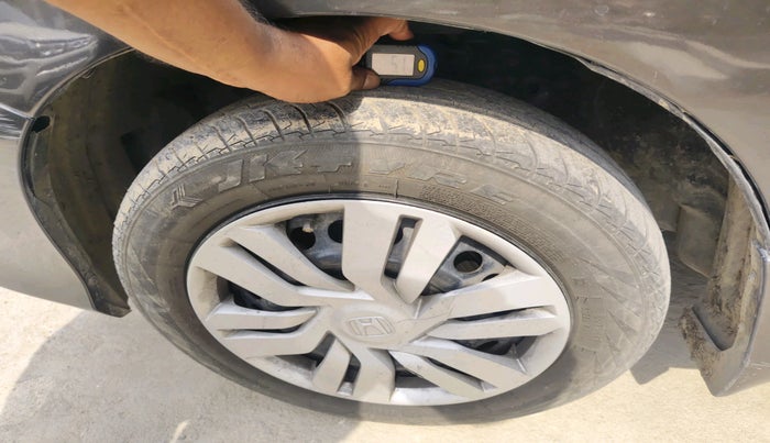 2015 Honda City 1.5L I-DTEC SV, Diesel, Manual, 96,584 km, tyre