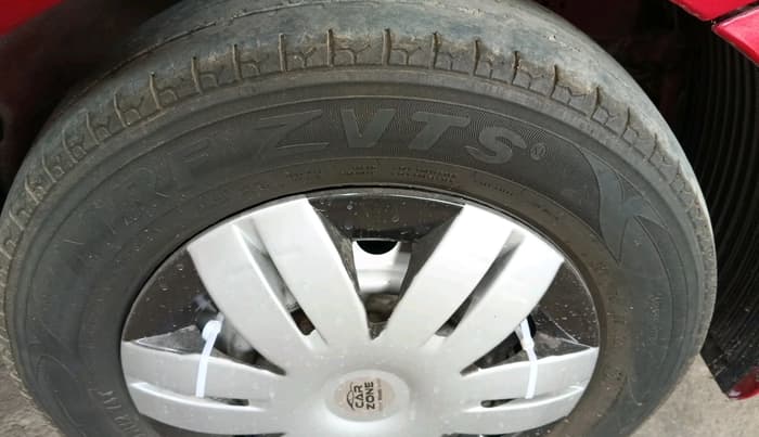 2012 Hyundai Eon D-LITE + LPG, Petrol, Manual, 68,096 km, tyre