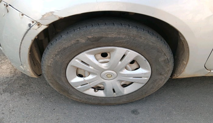 2011 Maruti Ritz VXI, Petrol, Manual, 95,893 km, tyre