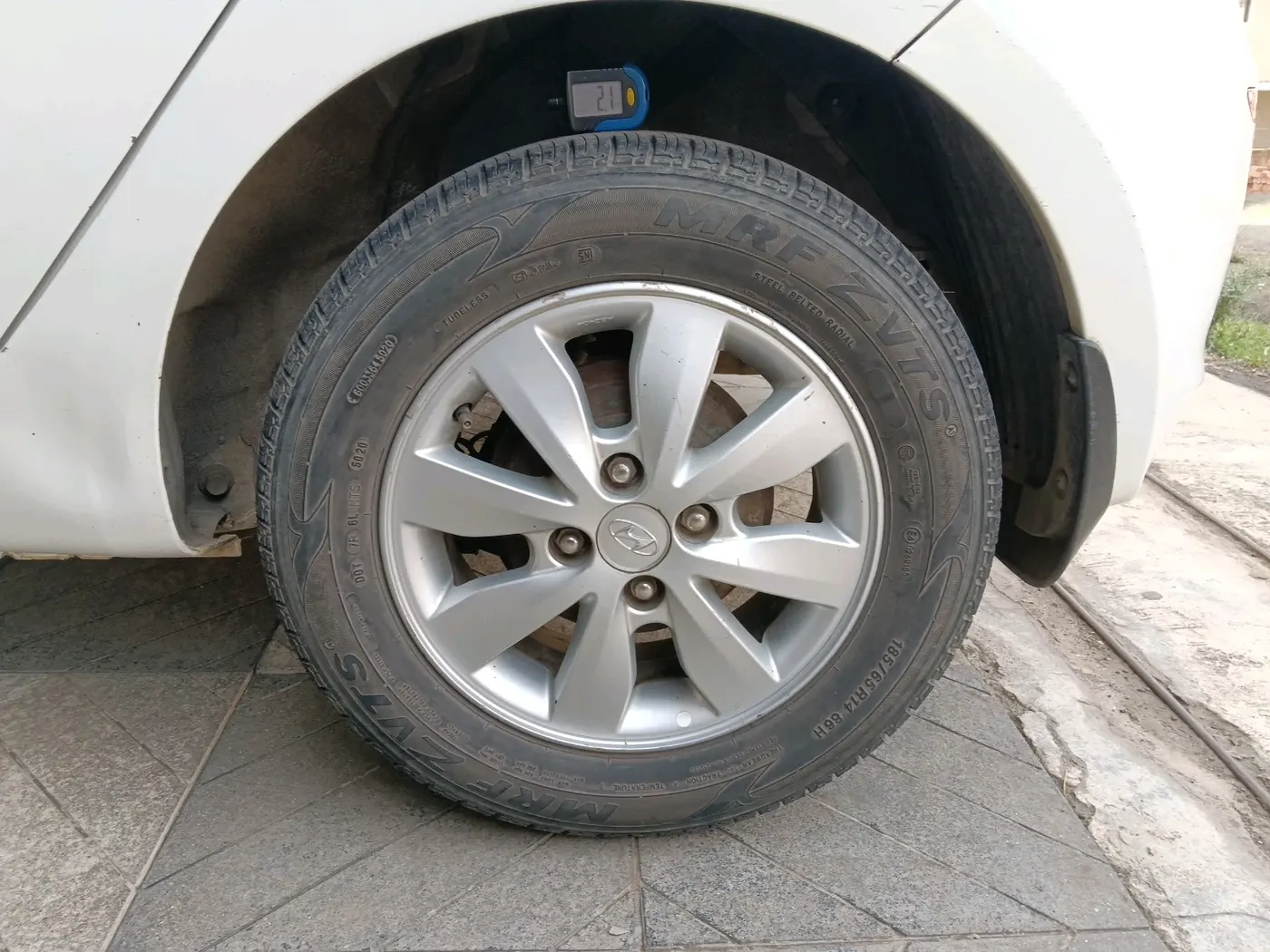 2014 Hyundai i20 ASTA 1.2, Petrol, Manual, 81,510 km, tyre