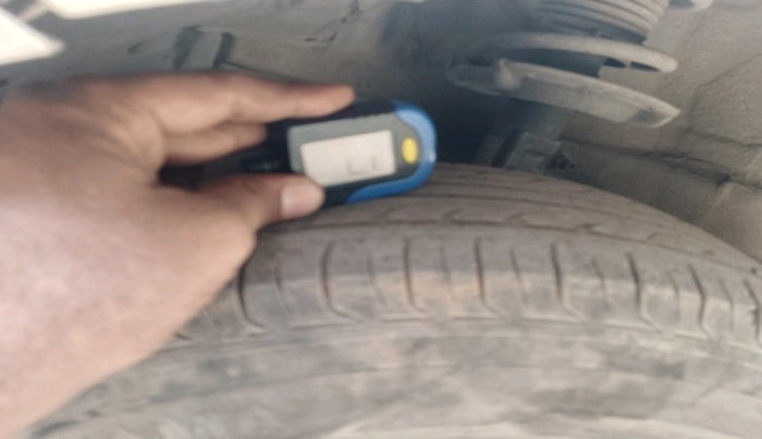 2014 Maruti Swift Dzire VXI, Petrol, Manual, 78,442 km, tyre