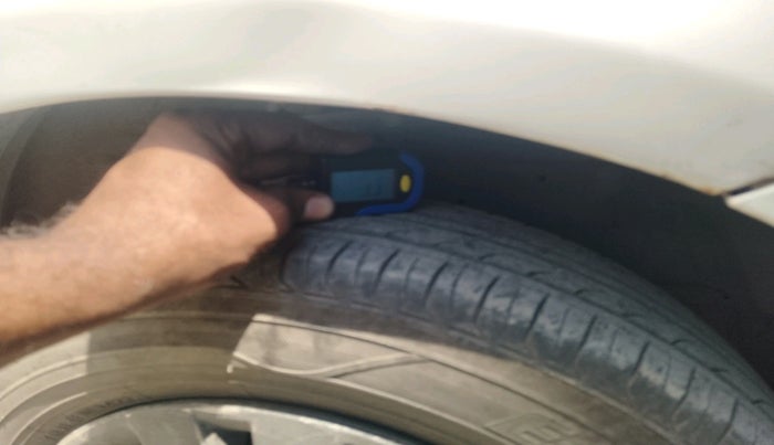 2014 Maruti Swift Dzire VXI, Petrol, Manual, 78,442 km, tyre