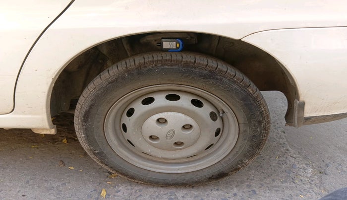 2015 Tata Indigo ECS LS TDI, Diesel, Manual, 64,896 km, tyre