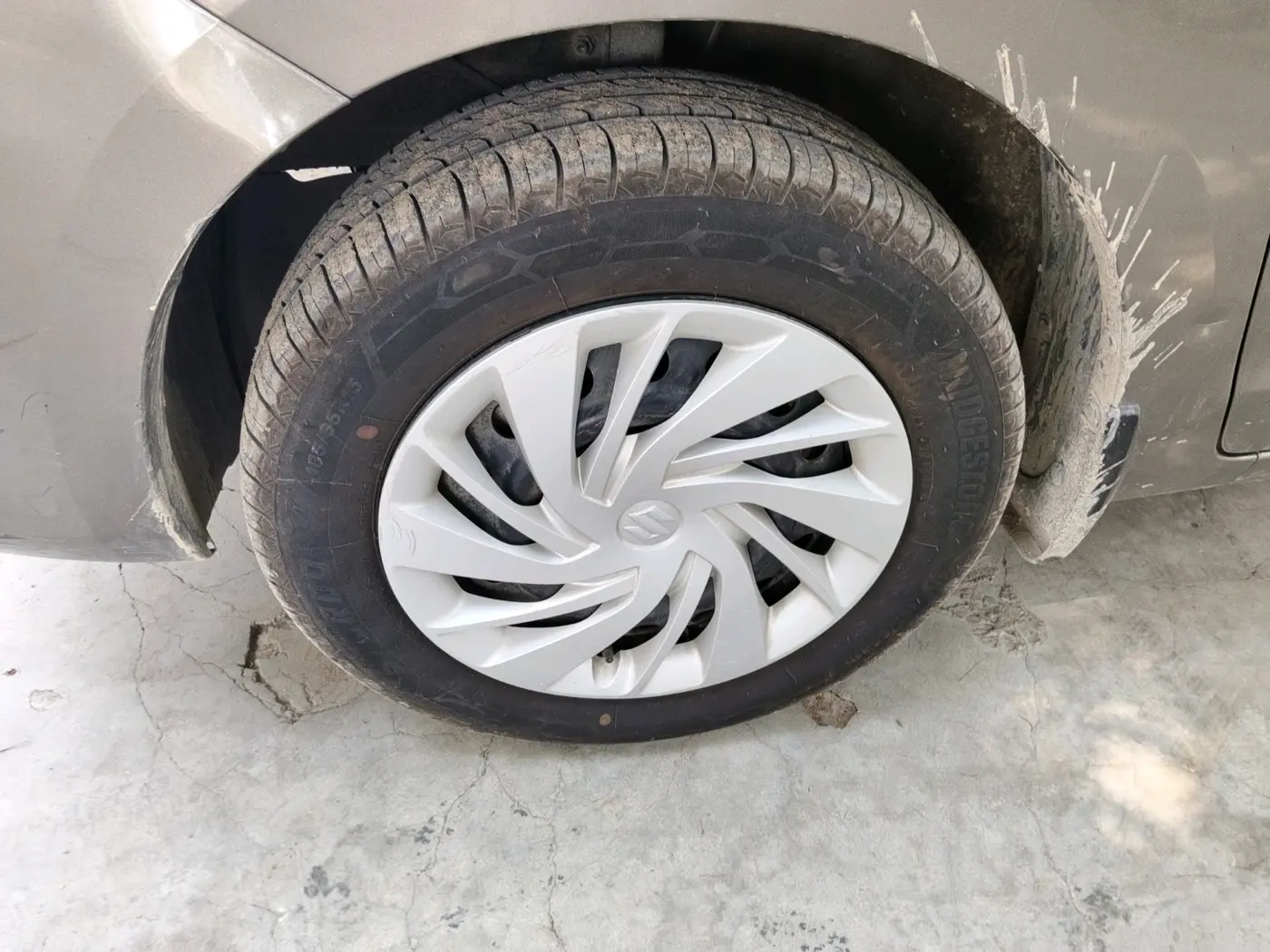 2021 Maruti Ertiga VXI CNG, CNG, Manual, 41,501 km, tyre
