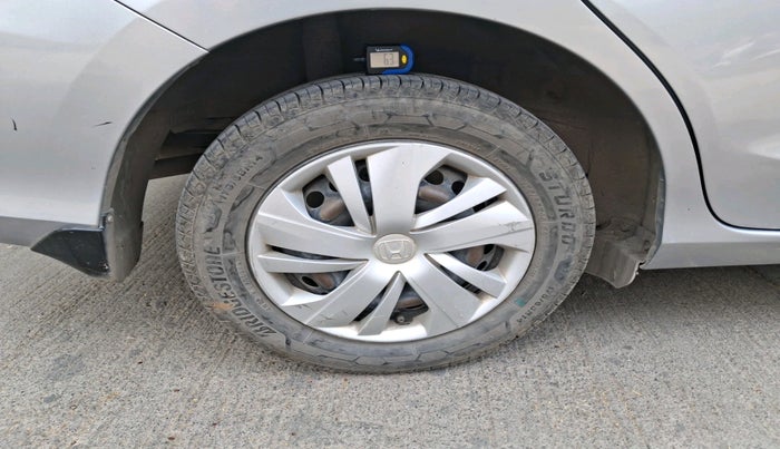 2020 Honda Amaze 1.2L I-VTEC S, Petrol, Manual, 76,325 km, tyre