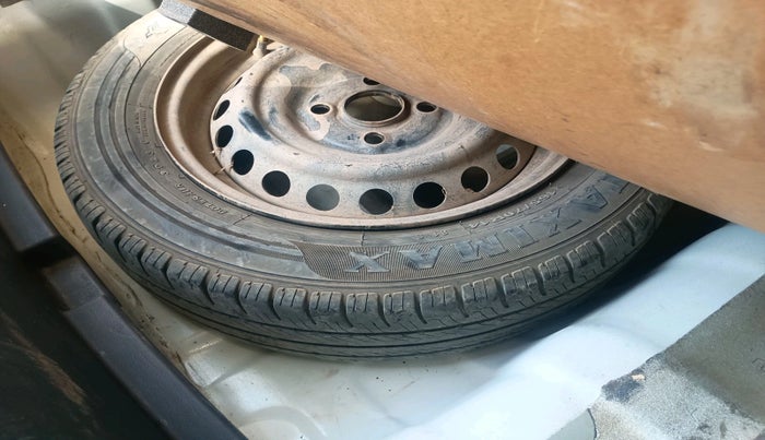 2021 Hyundai AURA S 1.2 CNG, CNG, Manual, 87,896 km, tyre