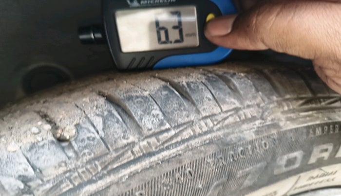 2013 Hyundai Santro Xing GL PLUS, CNG, Manual, 81,550 km, tyre