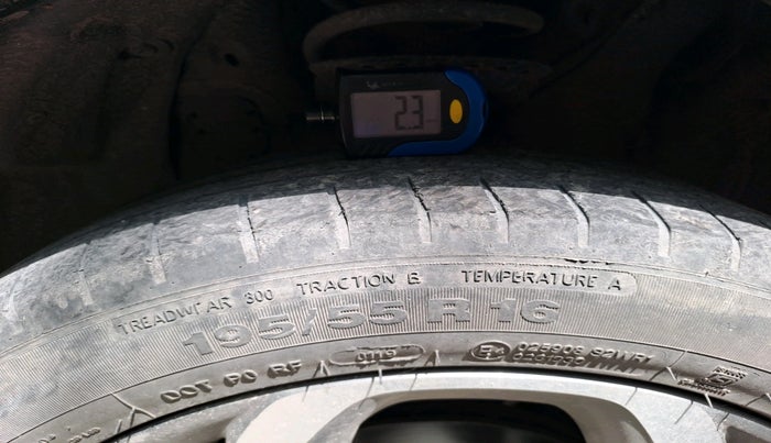 2019 Hyundai Elite i20 ASTA (O) CVT, Petrol, Automatic, 31,212 km, tyre