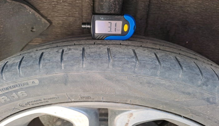 2019 Hyundai Elite i20 ASTA (O) CVT, Petrol, Automatic, 31,212 km, tyre