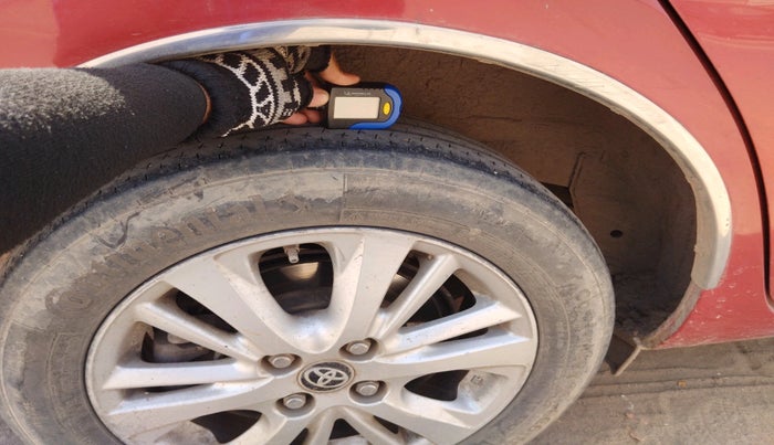 2018 Toyota YARIS VX CVT, Petrol, Automatic, 91,106 km, tyre