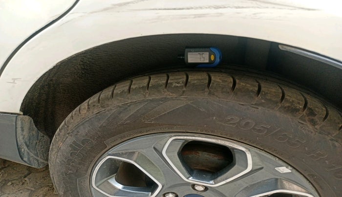 2021 Ford Ecosport TITANIUM 1.5L PETROL, Petrol, Manual, 1,68,206 km, tyre