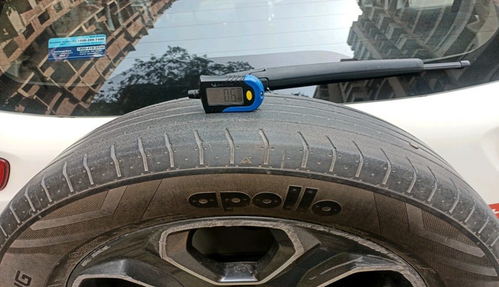 2021 Ford Ecosport TITANIUM 1.5L PETROL, Petrol, Manual, 1,68,206 km, tyre