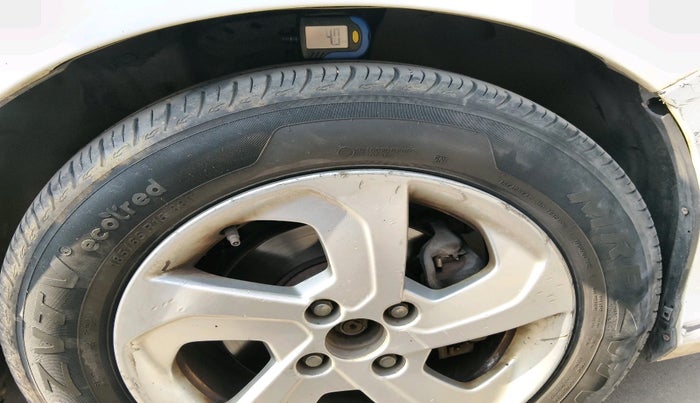 2014 Honda City 1.5L I-DTEC VX, Diesel, Manual, 2,25,940 km, tyre