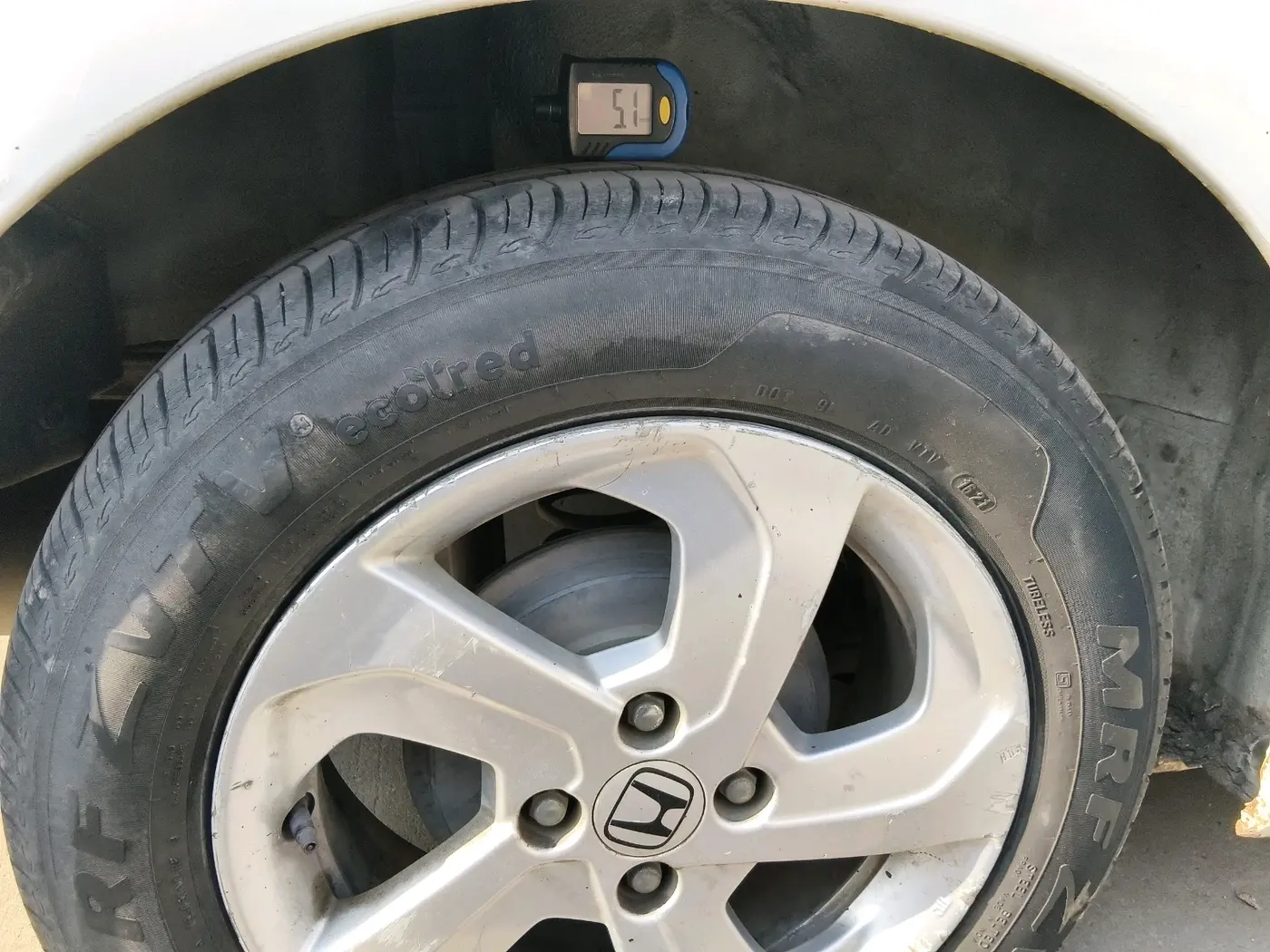 2014 Honda City 1.5L I-DTEC VX, Diesel, Manual, 2,25,940 km, tyre