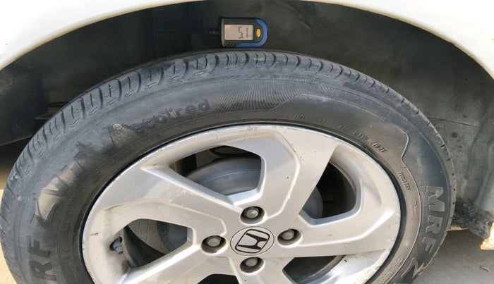 2014 Honda City 1.5L I-DTEC VX, Diesel, Manual, 2,25,940 km, tyre