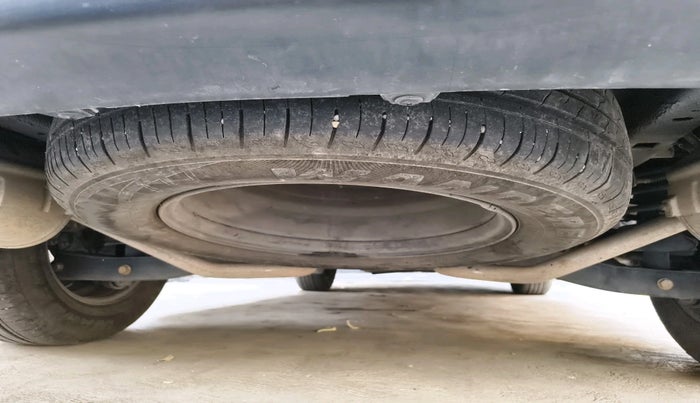 2016 Mahindra XUV500 W6, Diesel, Manual, 50,391 km, tyre