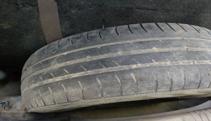 2012 Hyundai Santro Xing GL PLUS, CNG, Manual, 2,19,832 km, tyre