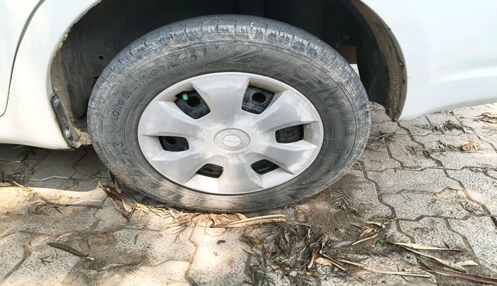 2010 Maruti Swift Dzire VDI, Diesel, Manual, 1,62,578 km, tyre