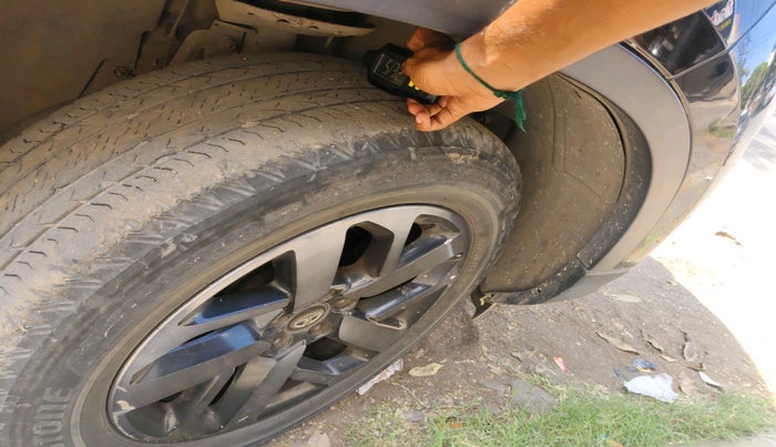 2022 Tata Harrier XZA PLUS 2.0L DARK EDITION, Diesel, Automatic, 52,463 km, tyre