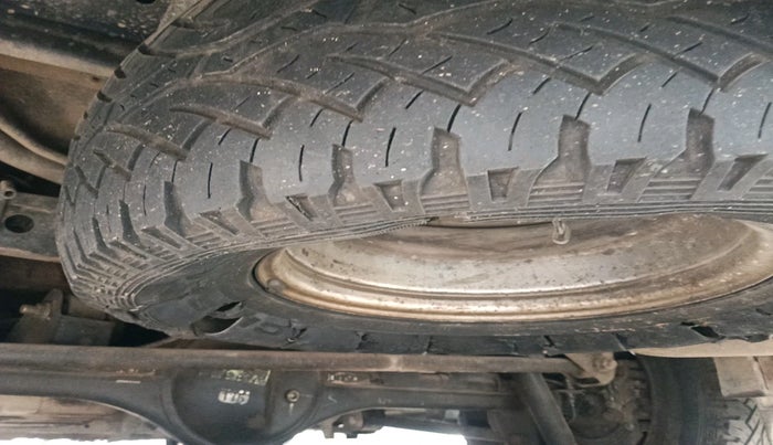 2018 Tata Hexa XE 4X2 7 STR, Diesel, Manual, 1,70,542 km, tyre