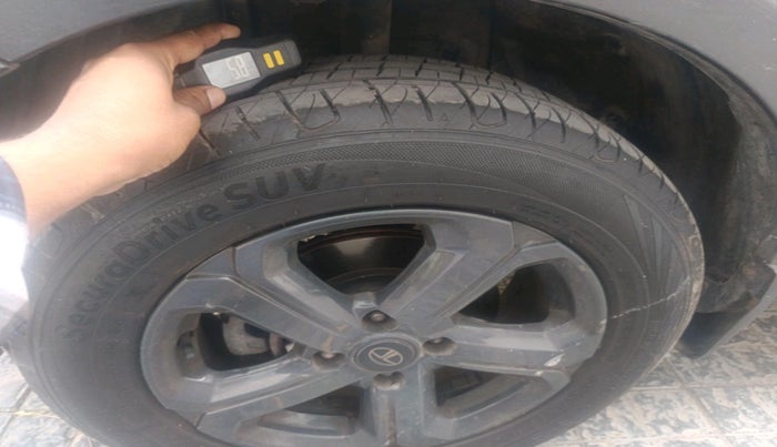 2022 Tata NEXON XZ PLUS PETROL DARK EDITION, Petrol, Manual, 1,19,789 km, tyre