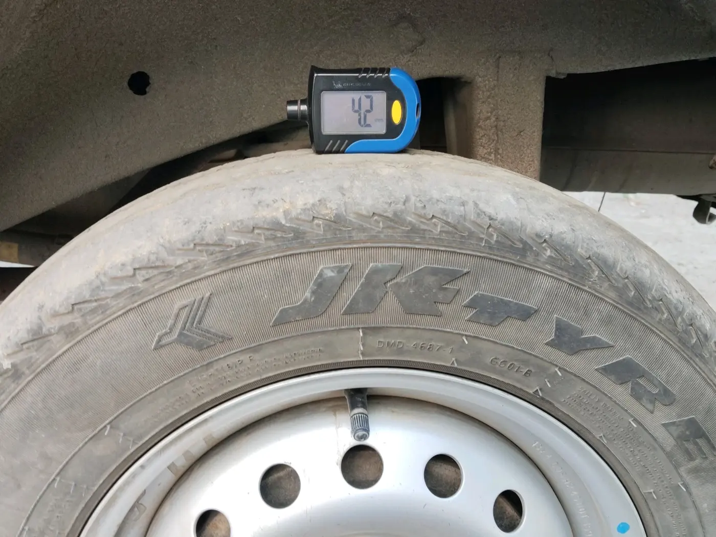 2022 Maruti Eeco 5 STR AC CNG (O), CNG, Manual, 95,021 km, tyre