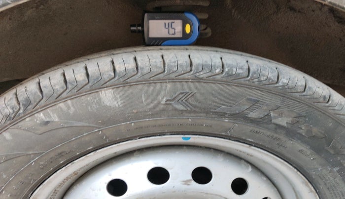 2022 Maruti Eeco 5 STR AC CNG (O), CNG, Manual, 95,021 km, tyre