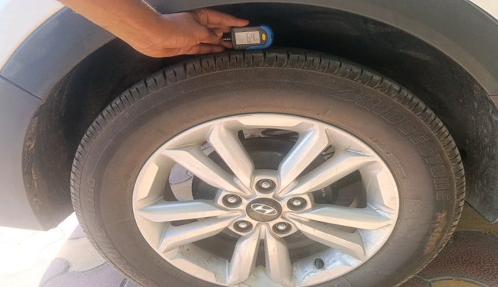 2017 Hyundai Creta SX PLUS 1.6 PETROL, Petrol, Manual, 45,890 km, tyre