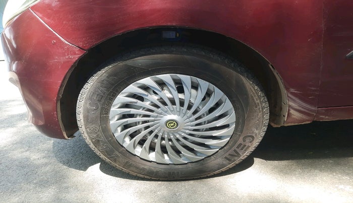 2016 Hyundai i10 MAGNA 1.1, Petrol, Manual, 59,595 km, tyre