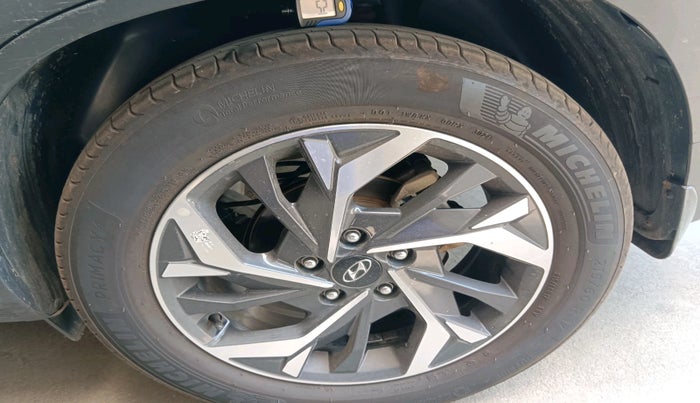 2023 Hyundai Creta SX (O) AT 1.5 DIESEL, Diesel, Automatic, 61,608 km, tyre