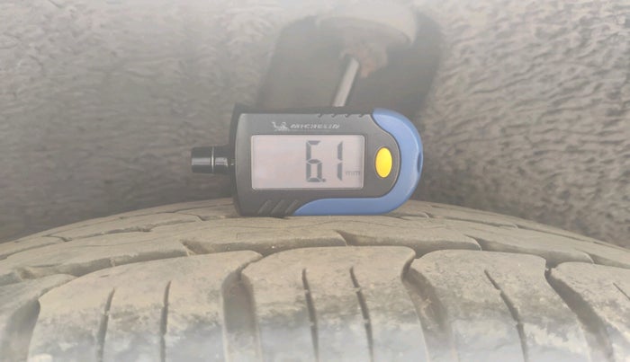 2011 Skoda Superb ELEGANCE 1.8 TSI AT, Petrol, Automatic, 62,334 km, tyre