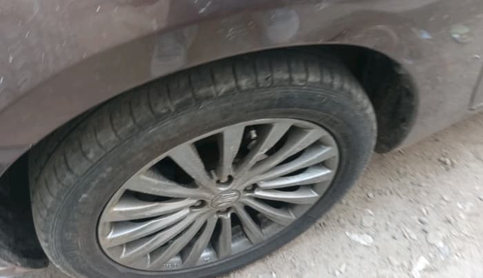 2016 Maruti Ciaz ZDI+ SHVS, Diesel, Manual, 1,10,242 km, tyre