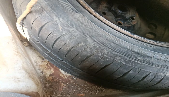 2011 Skoda Superb ELEGANCE 2.0 TDI CR AT, Diesel, Automatic, 2,38,029 km, tyre