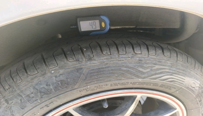 2011 Maruti A Star VXI (ABS) AT, Petrol, Automatic, 71,268 km, tyre