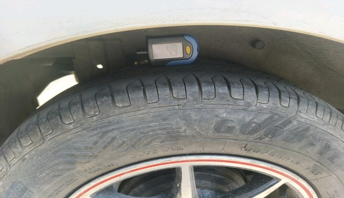 2011 Maruti A Star VXI (ABS) AT, Petrol, Automatic, 71,268 km, tyre