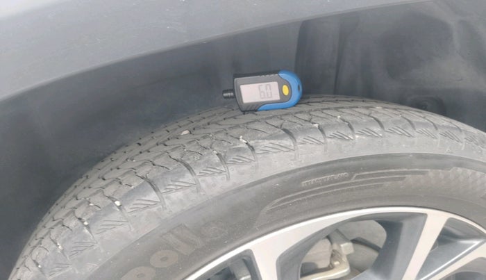 2023 Toyota URBAN CRUISER HYRYDER V HYBRID, Hybrid, Automatic, 20,534 km, tyre