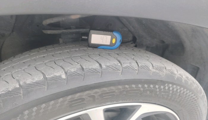 2023 Toyota URBAN CRUISER HYRYDER V HYBRID, Hybrid, Automatic, 20,534 km, tyre